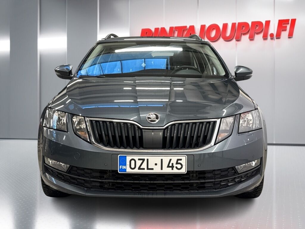 Skoda Octavia 2020 Harmaa