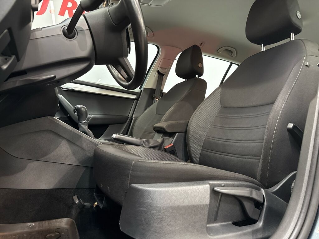 Skoda Octavia 2020 Harmaa