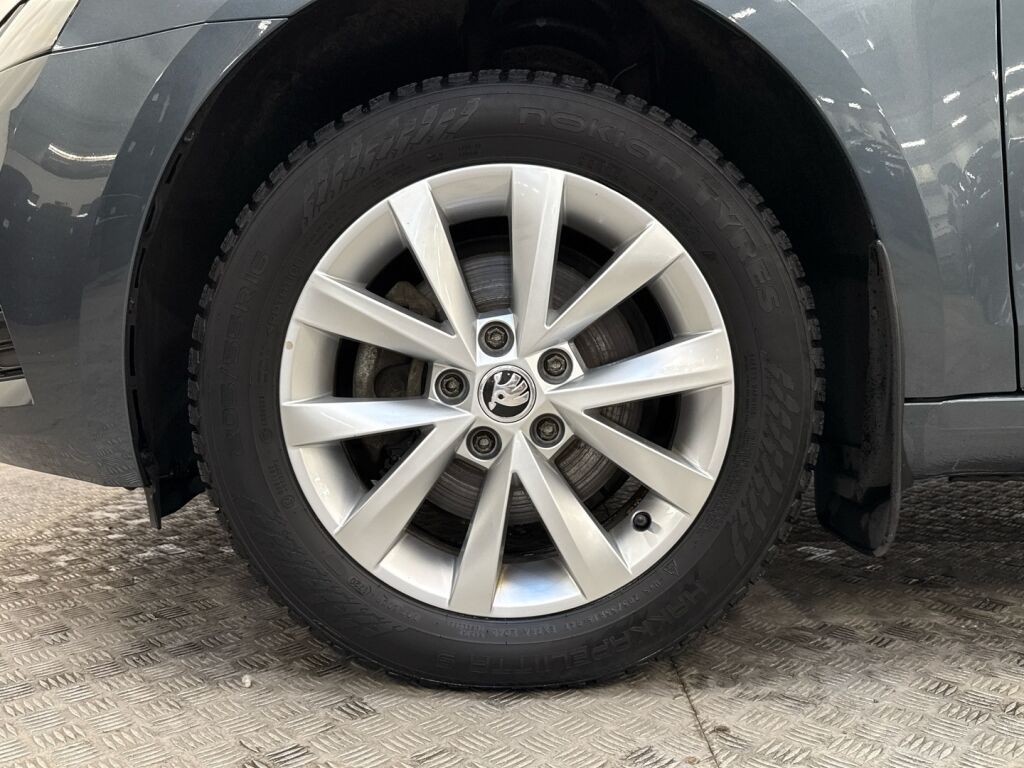 Skoda Octavia 2020 Harmaa