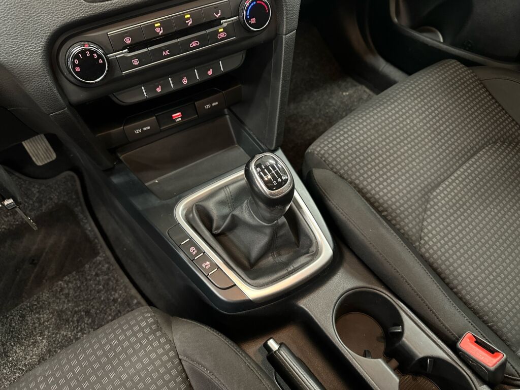 Kia Ceed 2020 Sininen