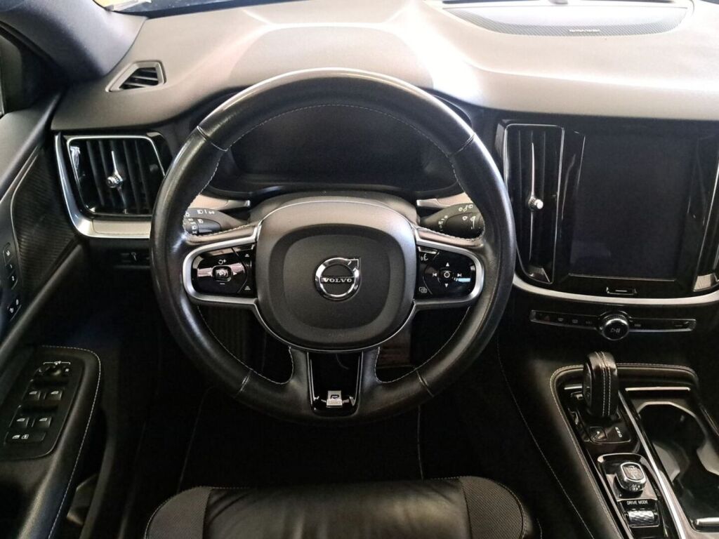 Volvo V60 2020 Harmaa