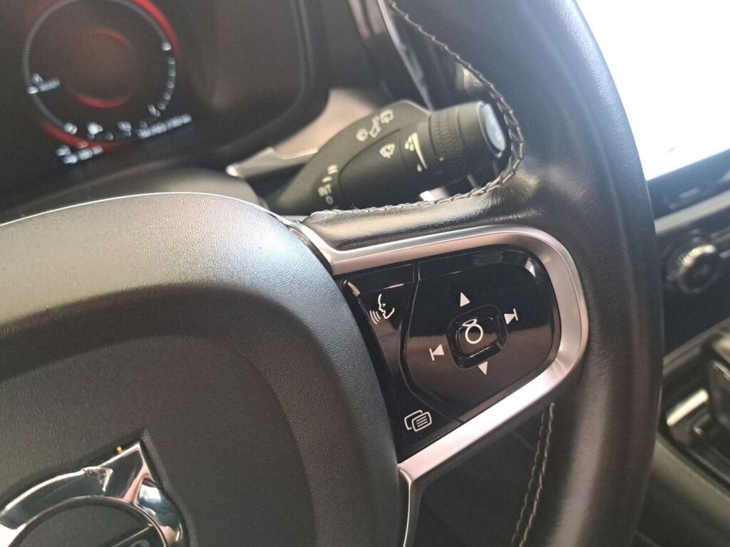 Volvo V60 2020 Harmaa