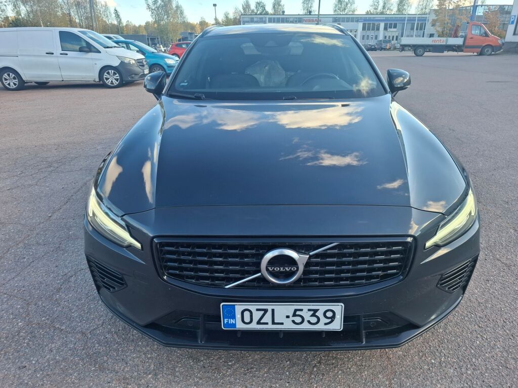 Volvo V60 2020 Harmaa