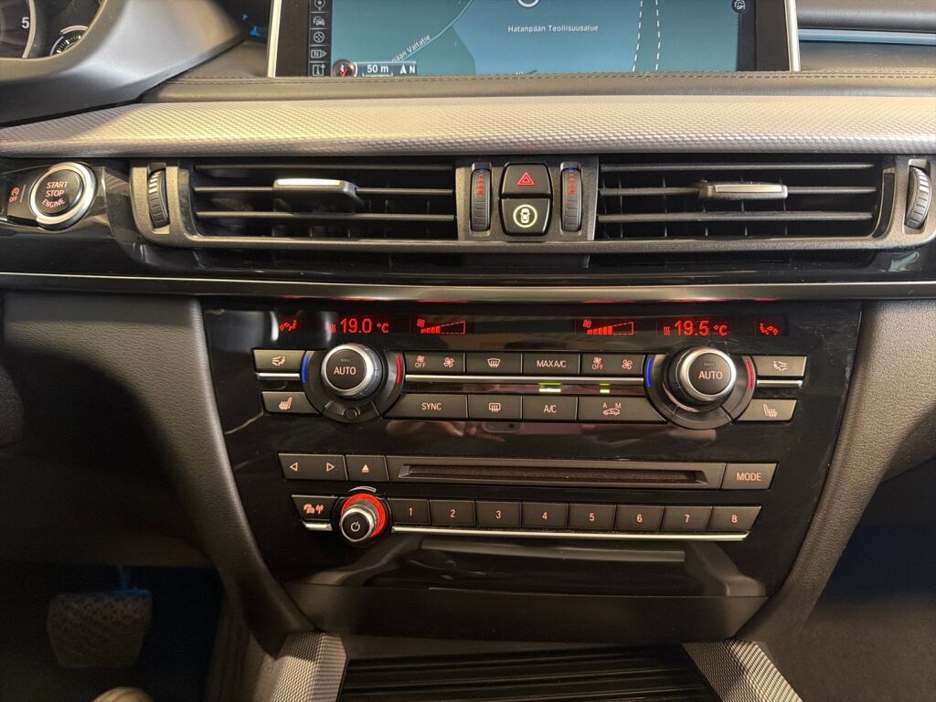 BMW X5 2015 Musta