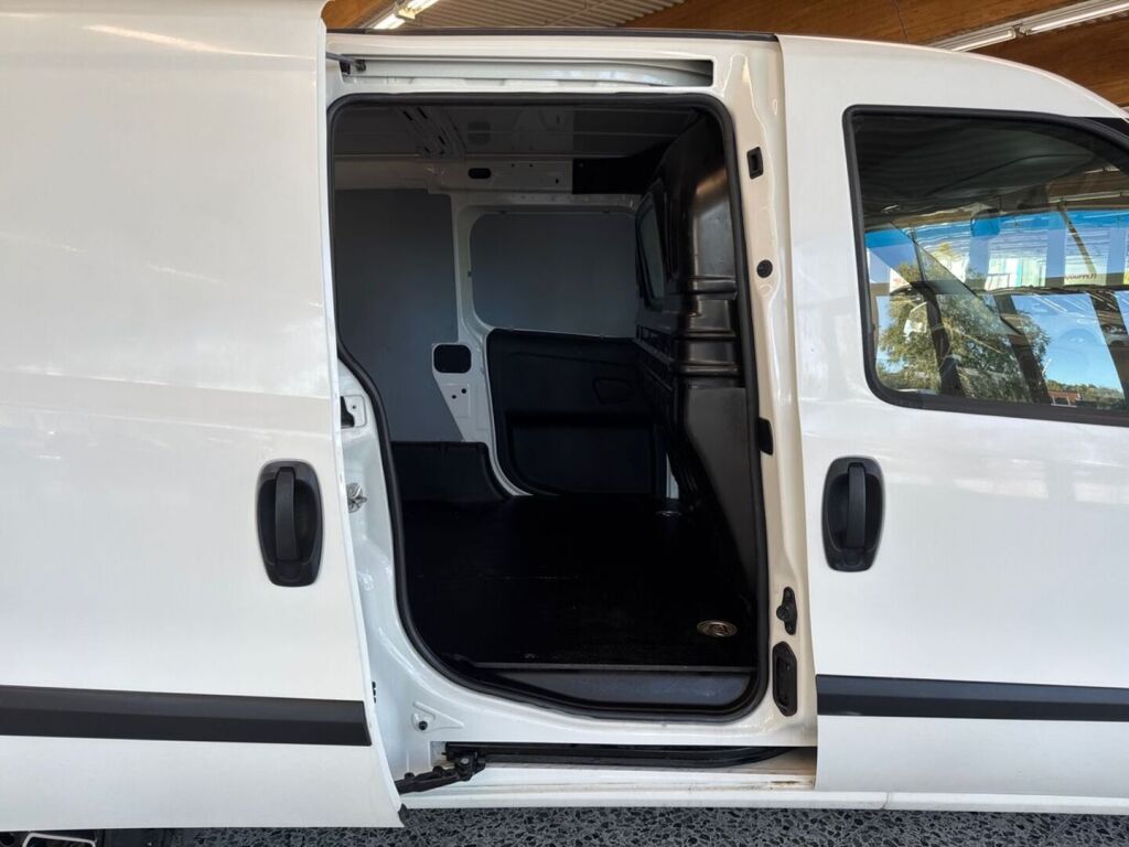 Fiat Doblo 2020, kuva 6/25