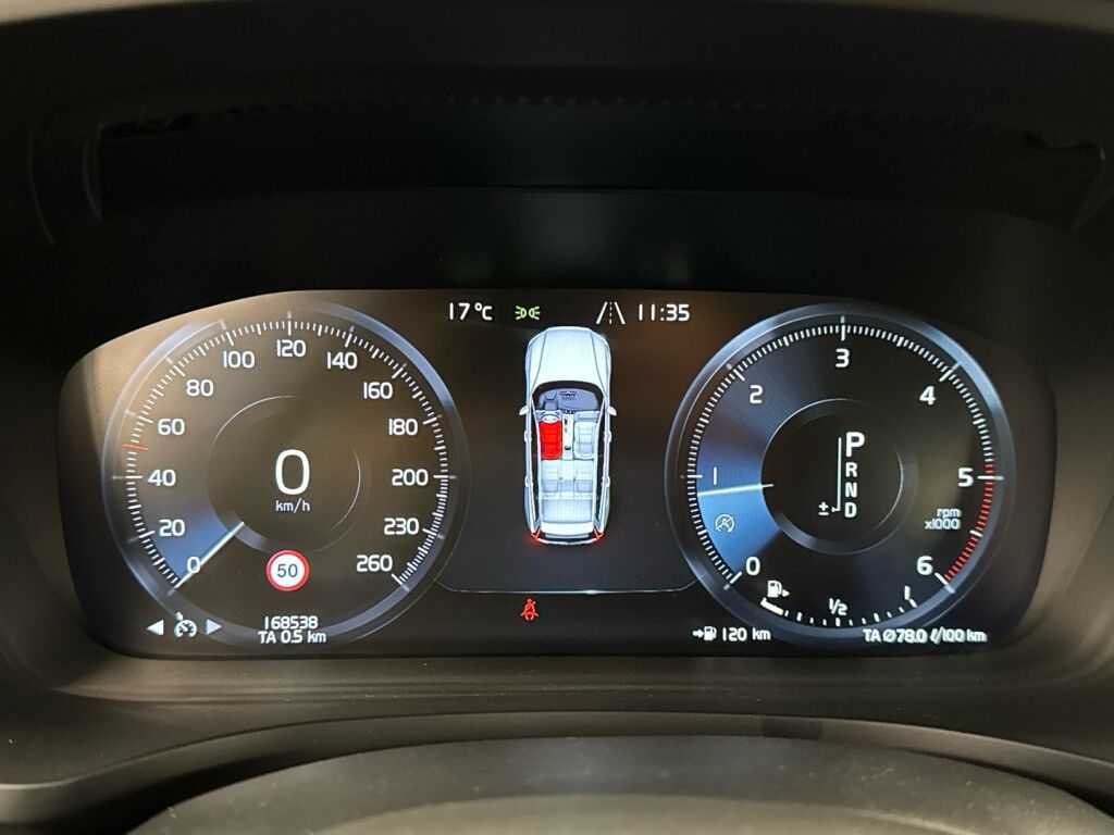 Volvo V60 2020 Musta