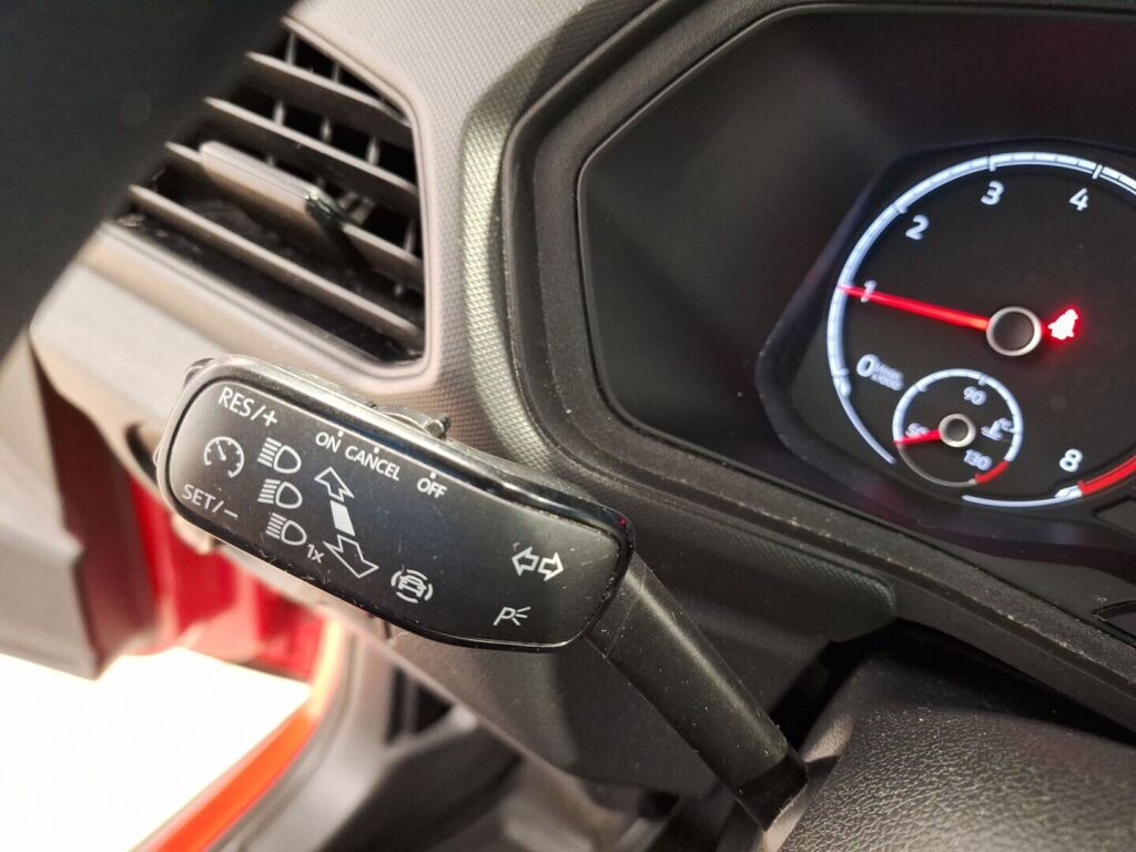 Volkswagen T-Cross 2020 Punainen