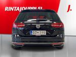 Volkswagen Passat 2017 Musta