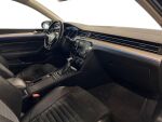 Volkswagen Passat 2017 Musta