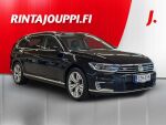 Volkswagen Passat 2017 Musta