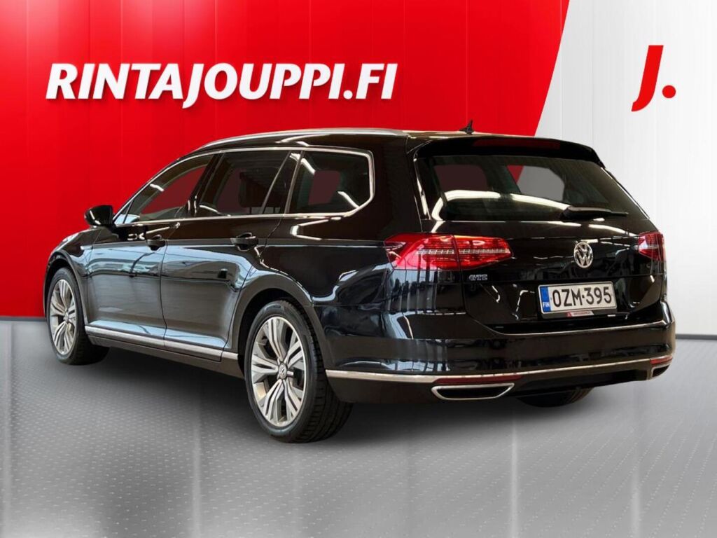 Volkswagen Passat 2017 Musta