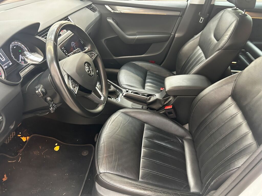 Skoda Octavia 2018 Valkoinen