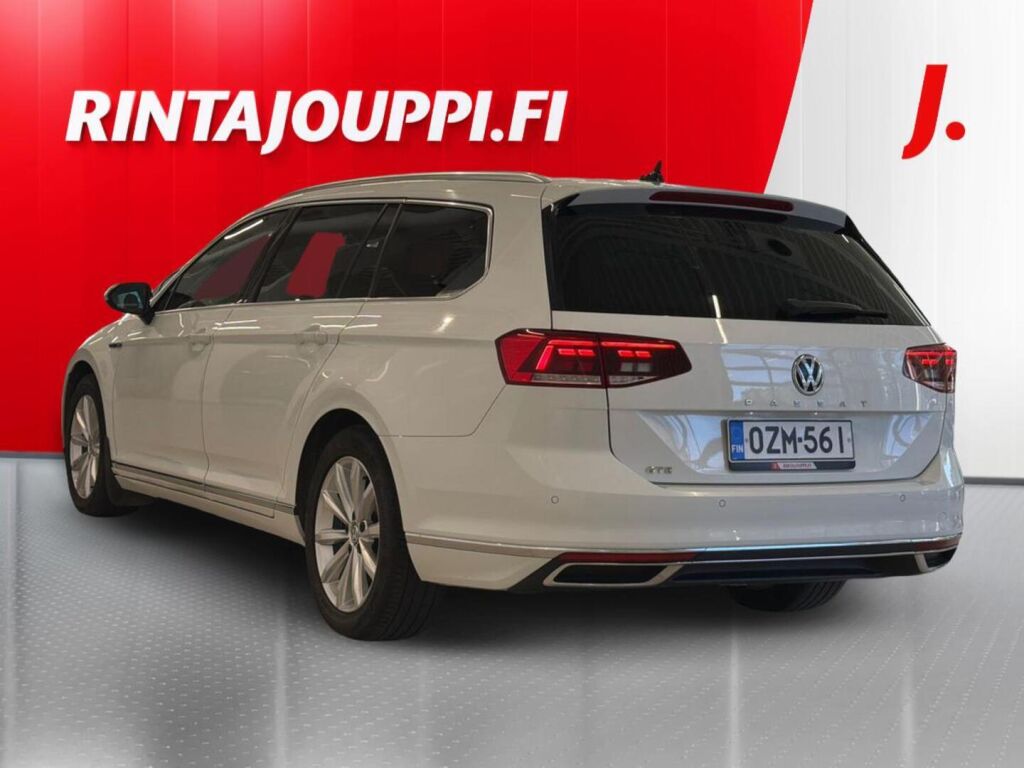 Volkswagen Passat 2020 Valkoinen