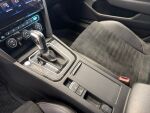 Volkswagen Passat 2020 Valkoinen