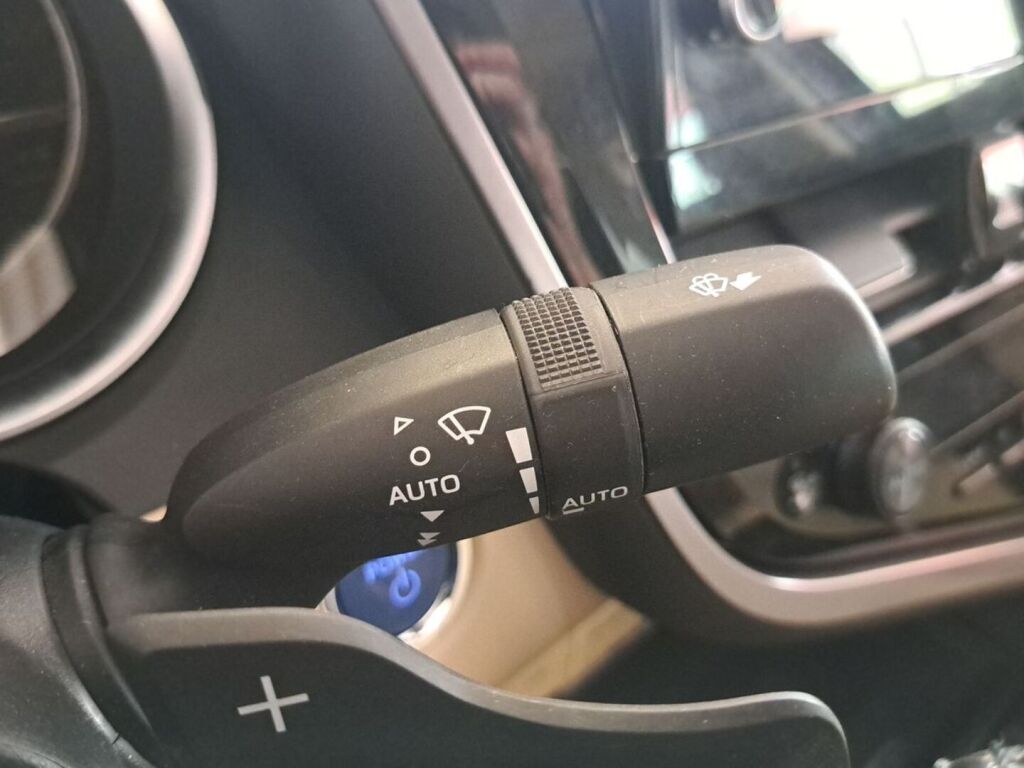 Toyota Camry 2022 Musta