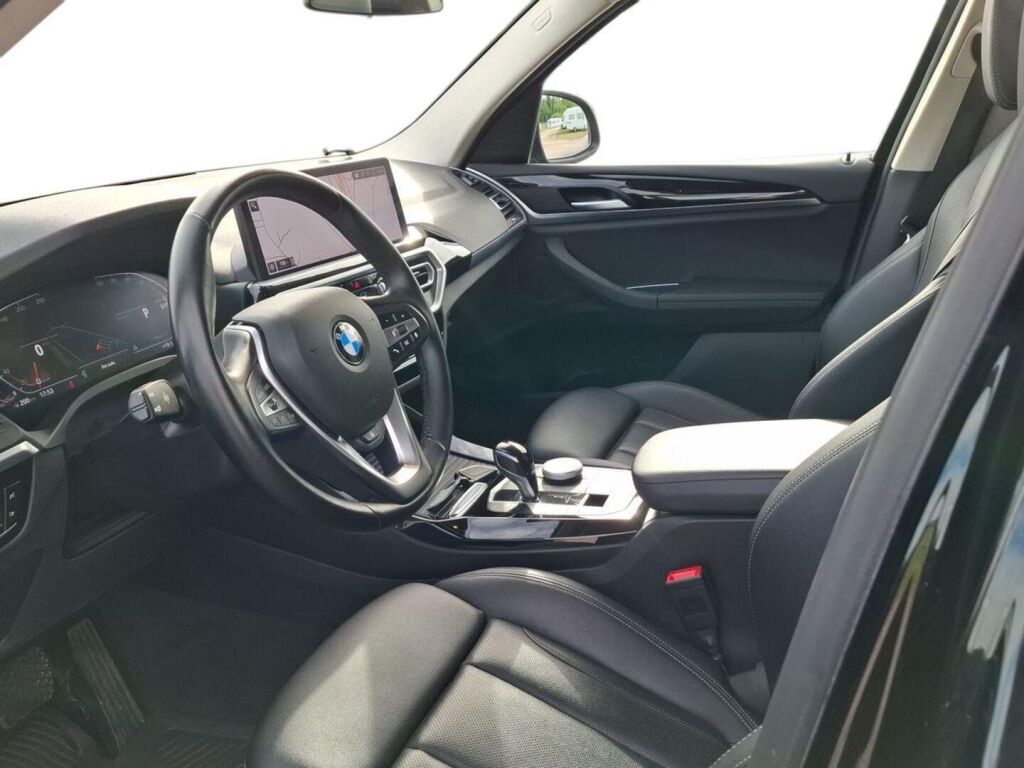 BMW X3 2022 Musta