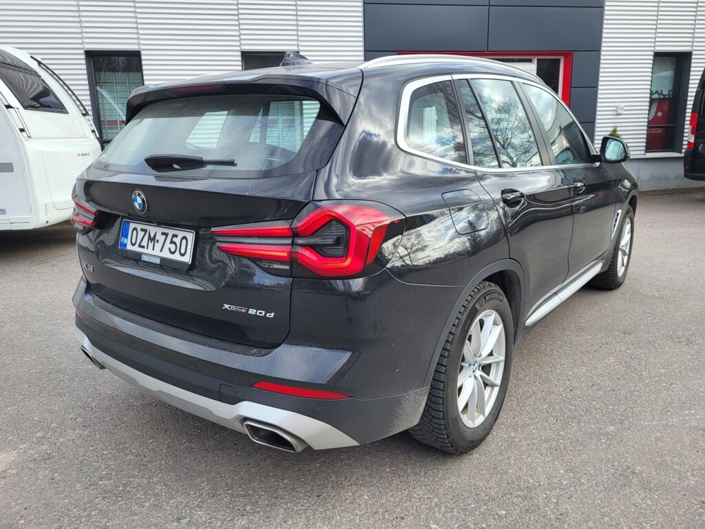 BMW X3 2022 Musta