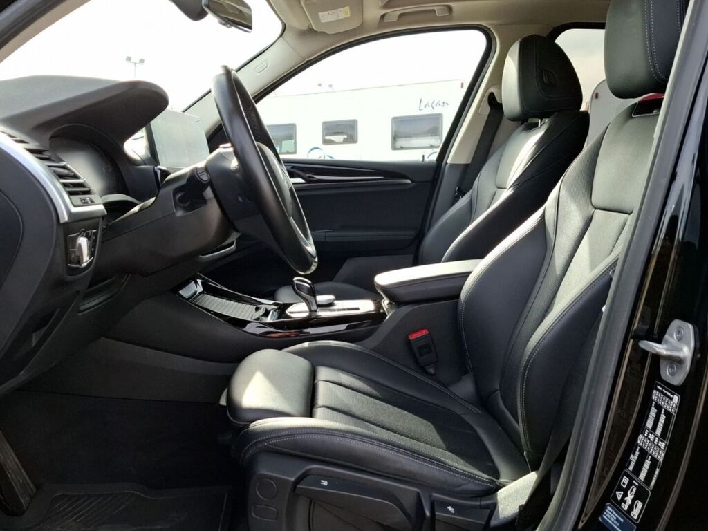 BMW X3 2022 Musta
