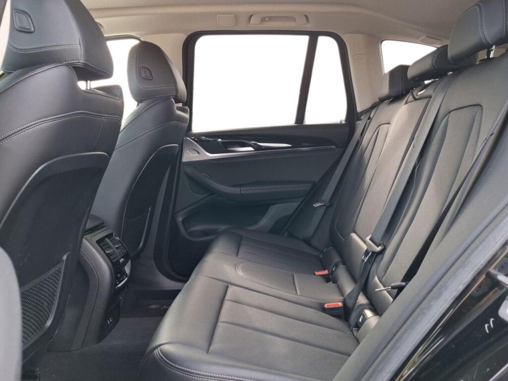 BMW X3 2022 Musta