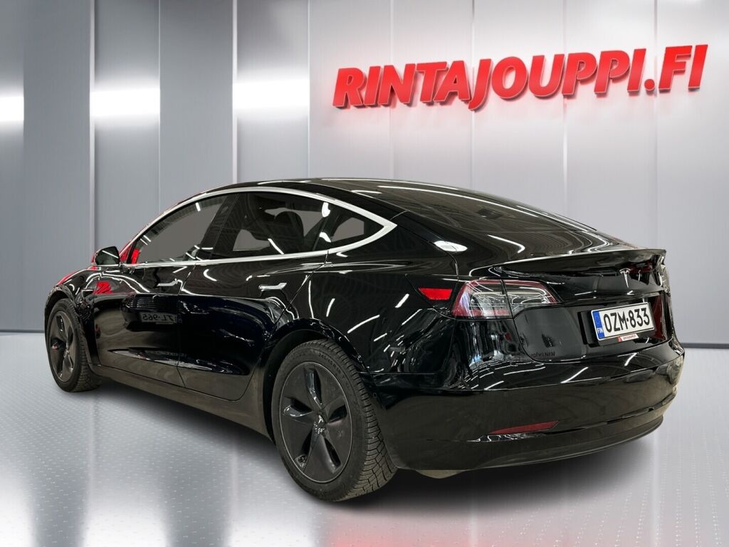 Tesla Model 3 2020 Musta