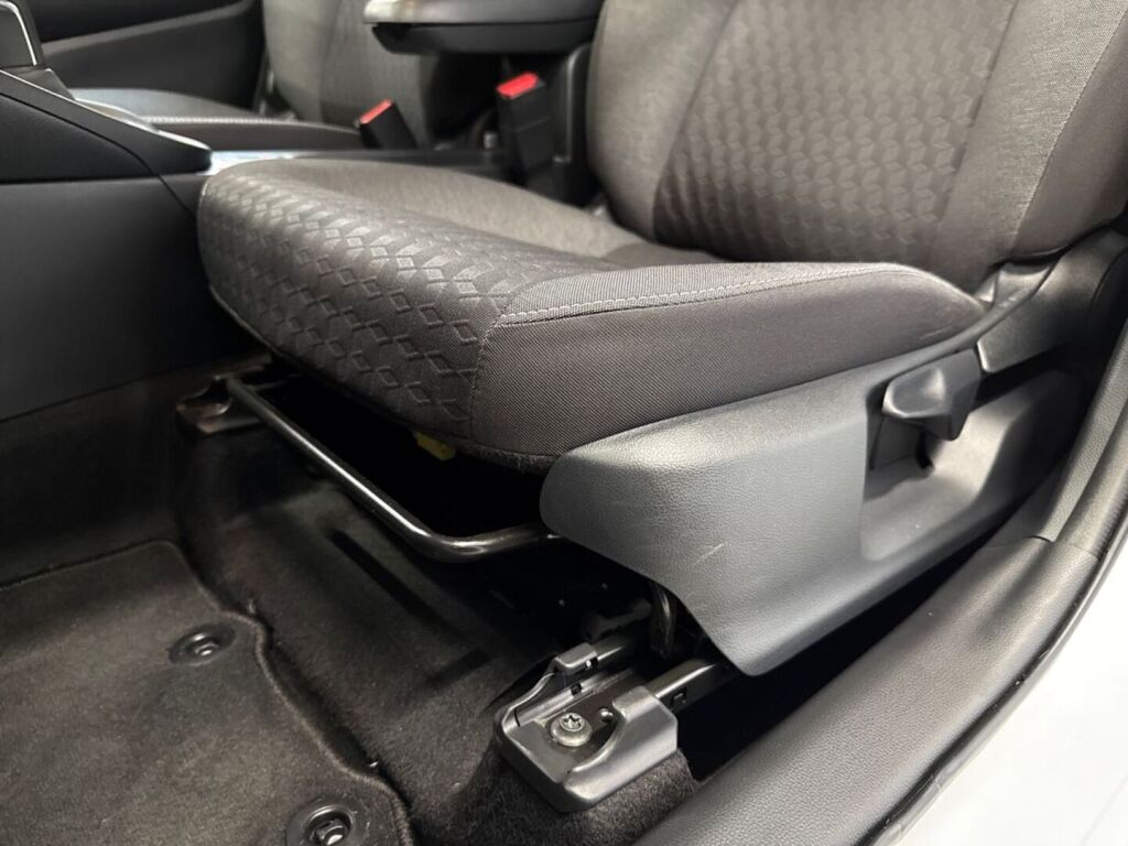 Toyota Yaris 2023 Valkoinen