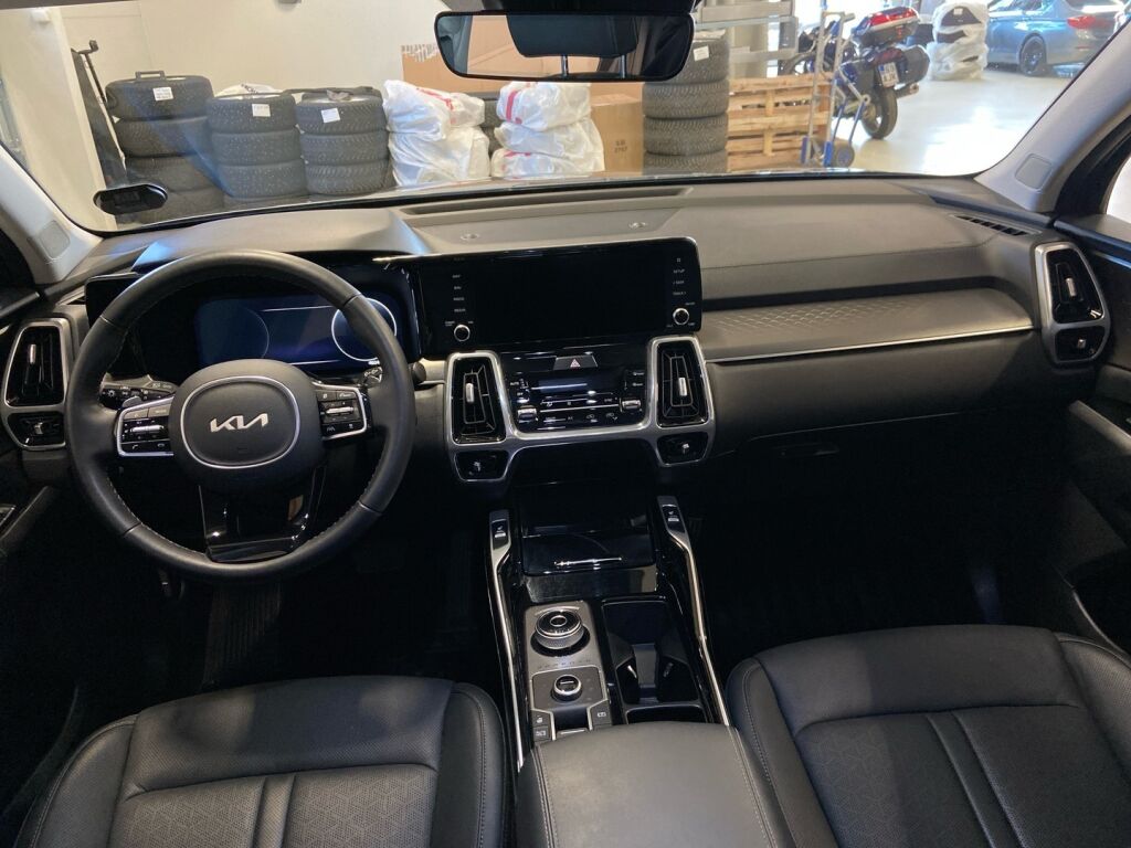Kia Sorento 2023 Harmaa