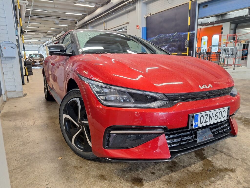 Kia EV6 2022 Punainen