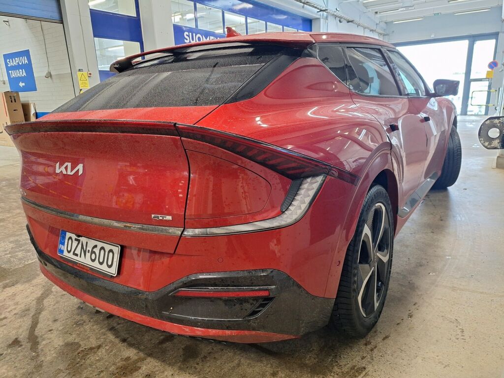 Kia EV6 2022 Punainen