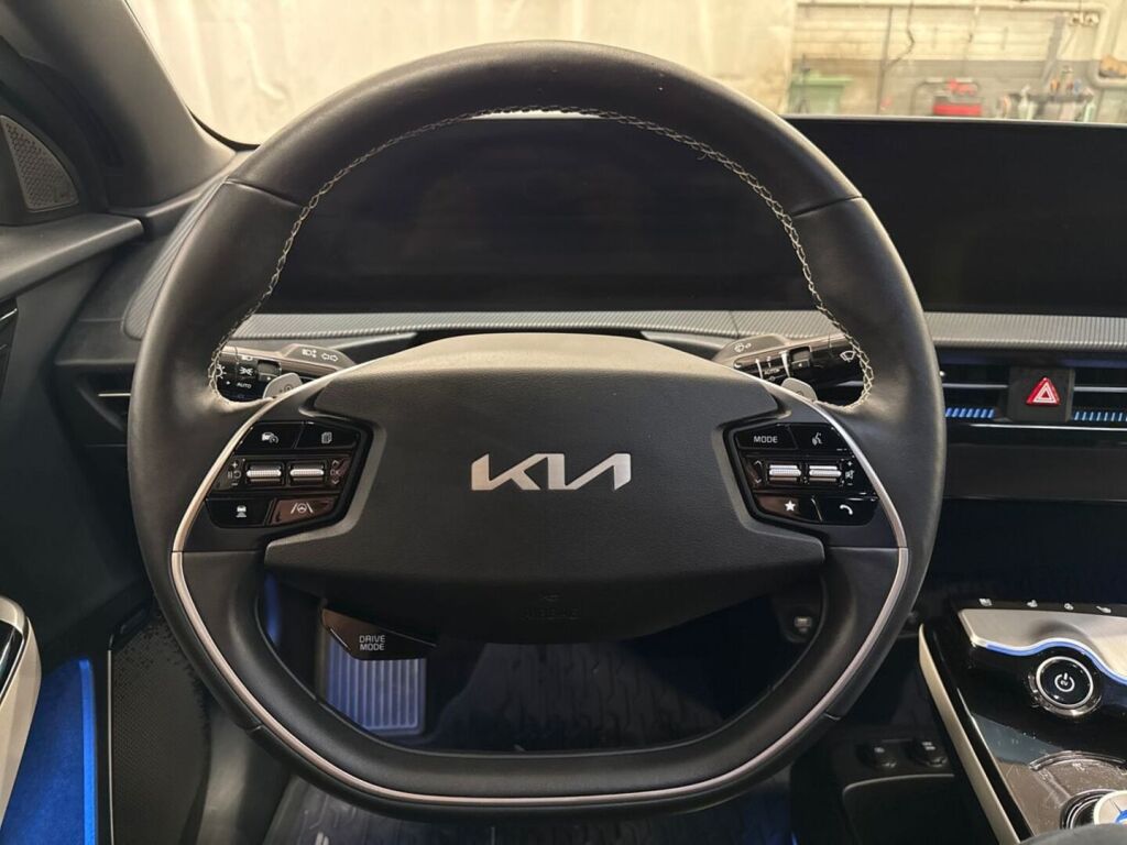 Kia EV6 2022 Punainen