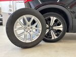 Volvo XC40 2023 Musta