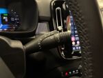 Volvo XC40 2023 Musta