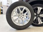 Volvo XC40 2023 Musta