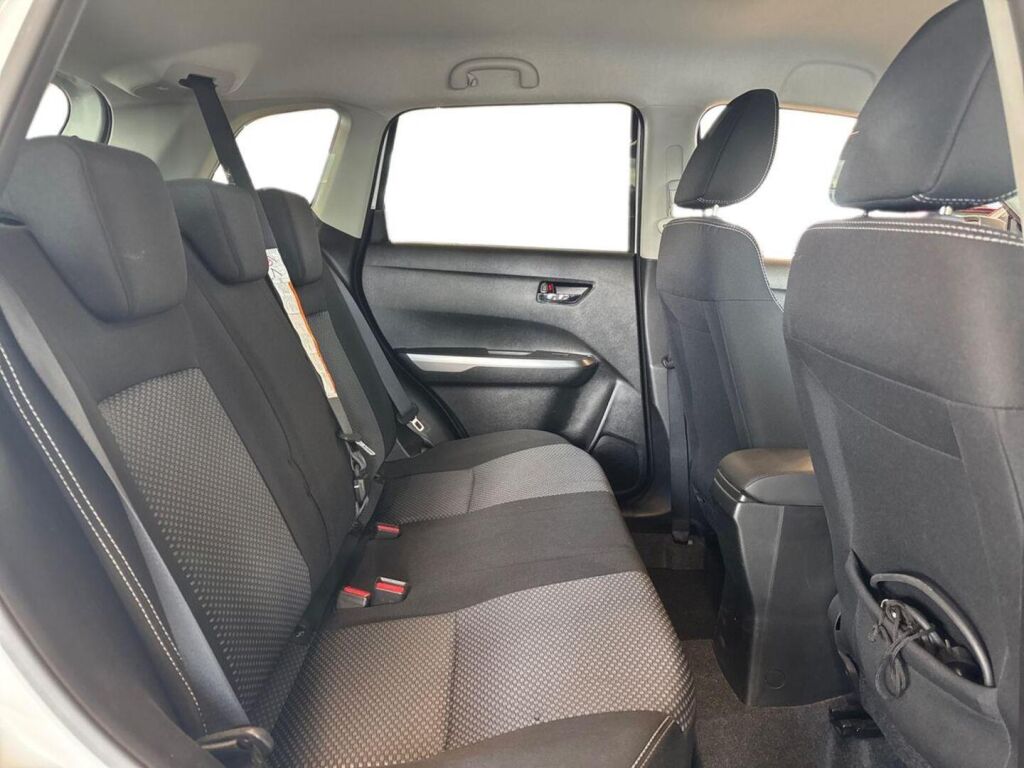 Suzuki Vitara 2023 Valkoinen