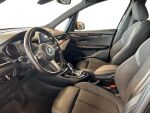 BMW 218 2023 Musta