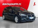 BMW 218 2023 Musta