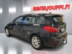 BMW 218 2023 Musta