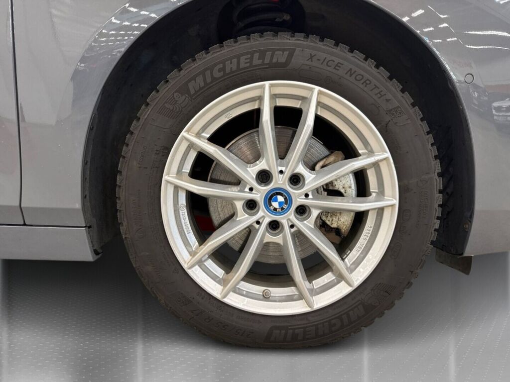 BMW 225 2023 Harmaa