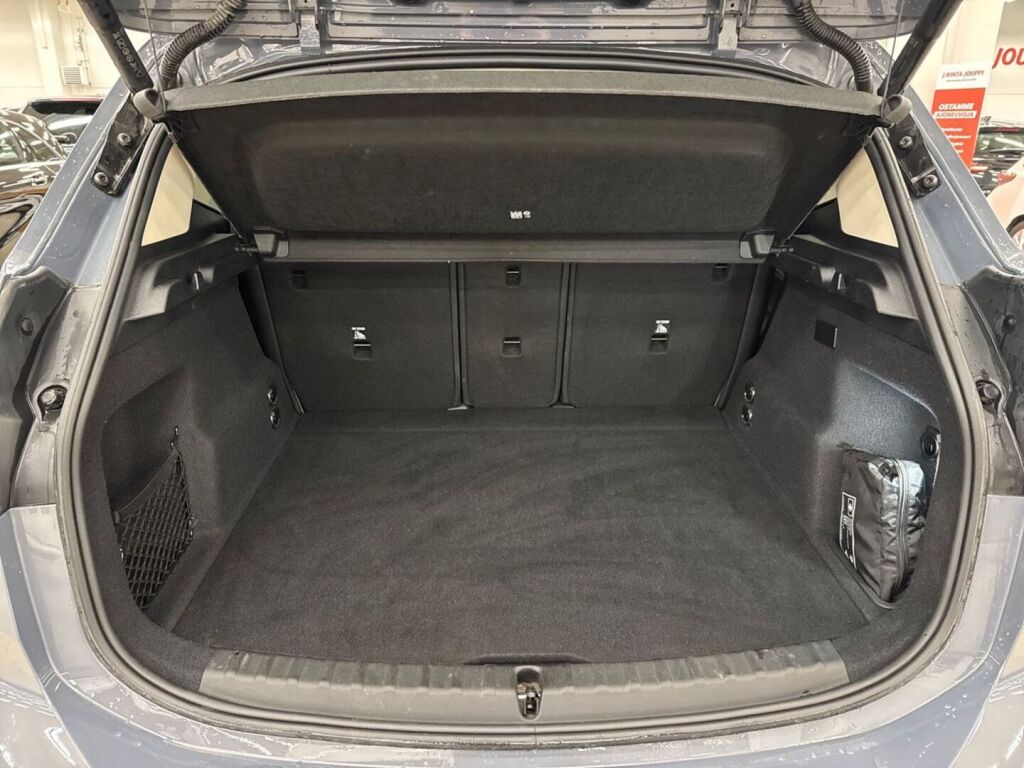 BMW 225 2023 Harmaa