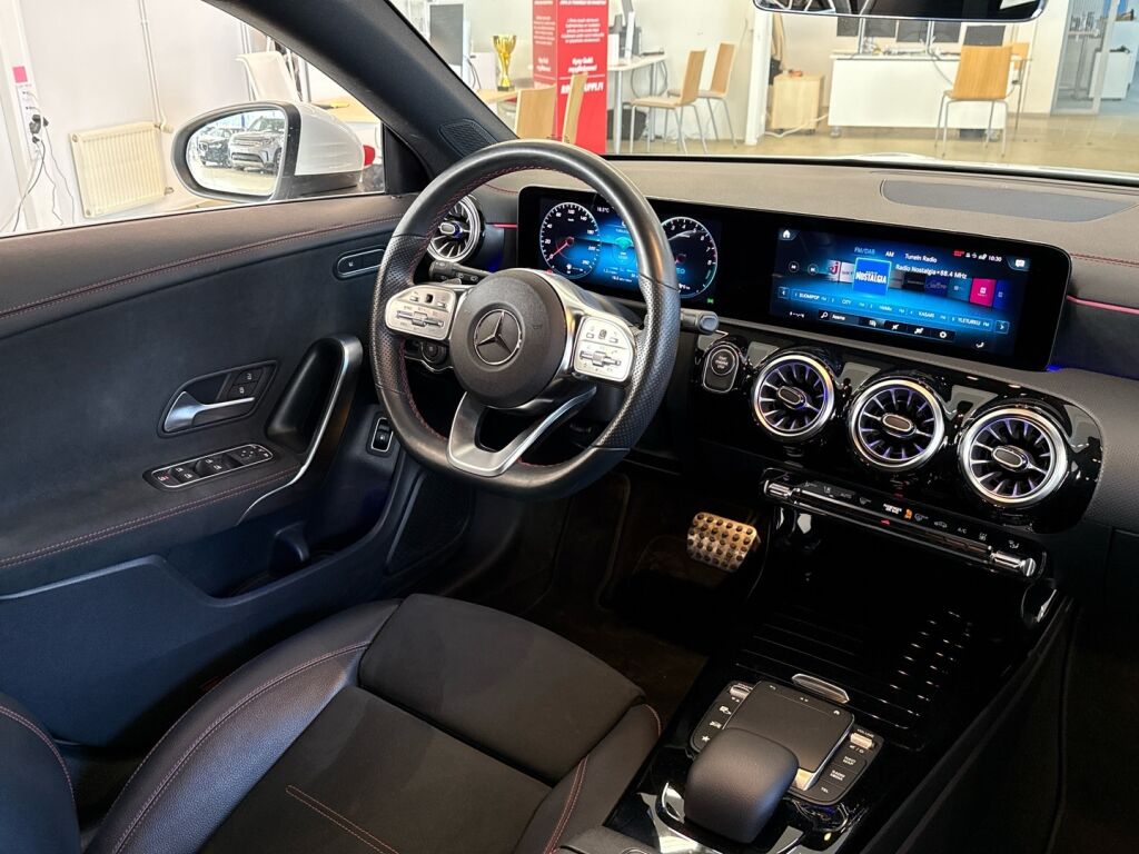 Mercedes-Benz CLA 2021 Valkoinen