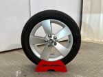 Skoda Karoq 2023 Sininen
