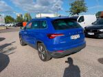 Skoda Karoq 2023 Sininen