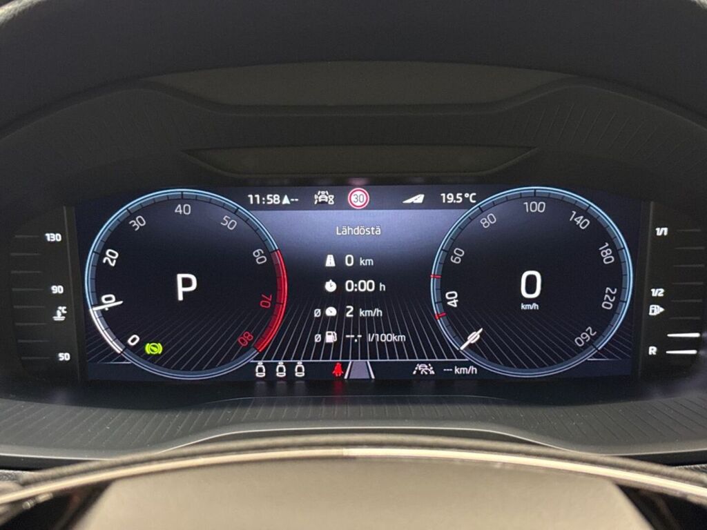 Skoda Karoq 2023 Sininen