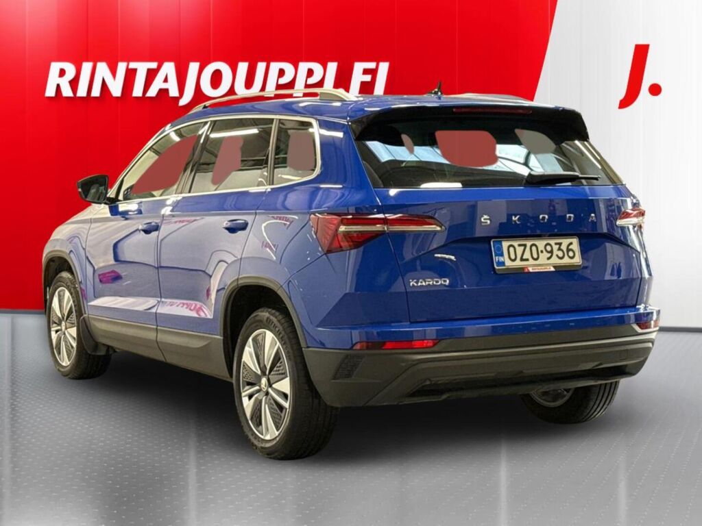 Skoda Karoq 2023 Sininen