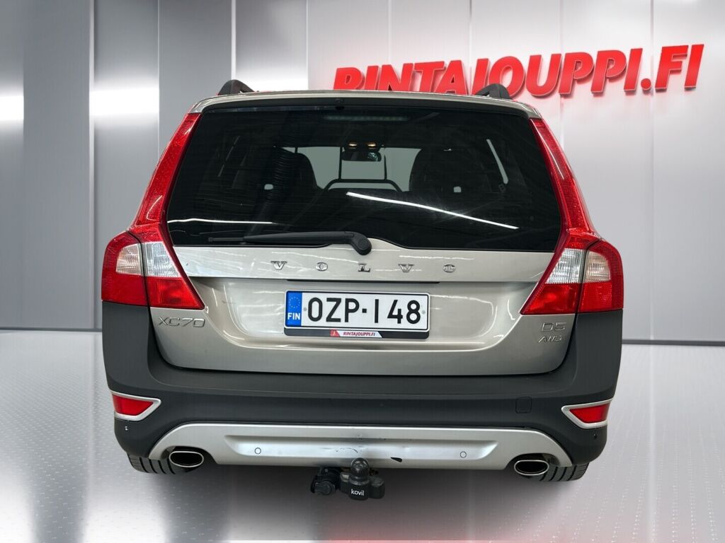 Volvo XC70 2010 Ruskea (beige)