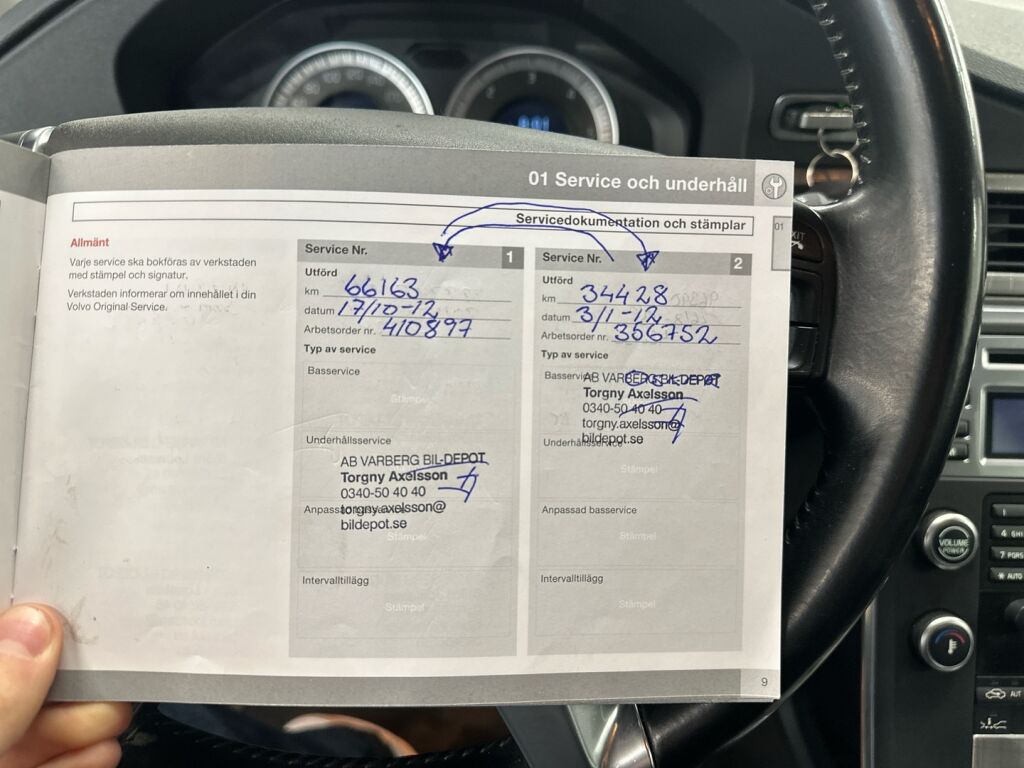 Volvo XC70 2010 Ruskea (beige)