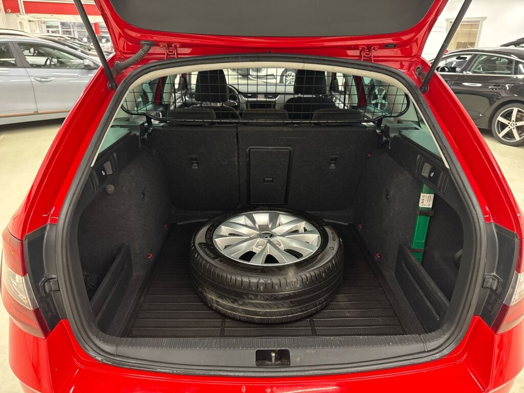 Skoda Octavia 2020 Punainen