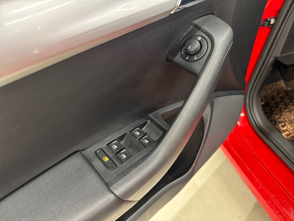 Skoda Octavia 2020 Punainen