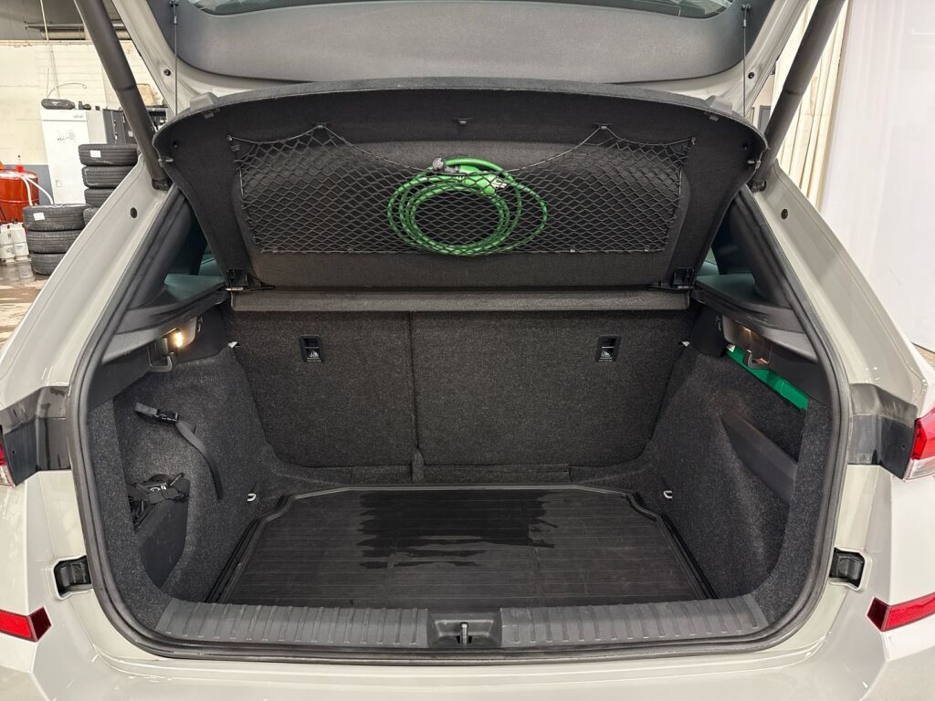 Skoda Kamiq 2020 Harmaa