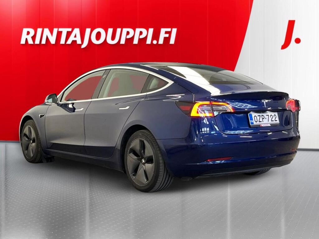 Tesla Model 3 2019 Sininen