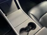 Tesla Model 3 2019 Sininen